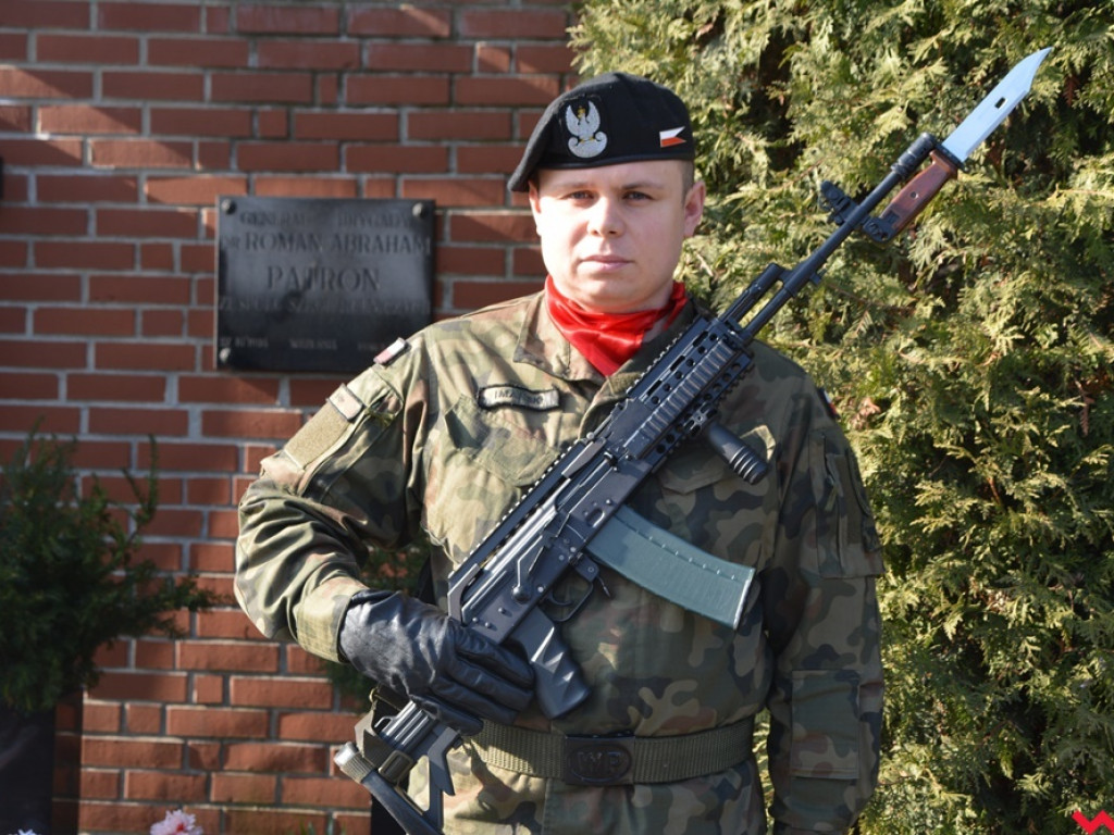 Umowa między ZSTiO a Szkołą Podoficerską Wojsk Lądowych podpisana w dzień patrona