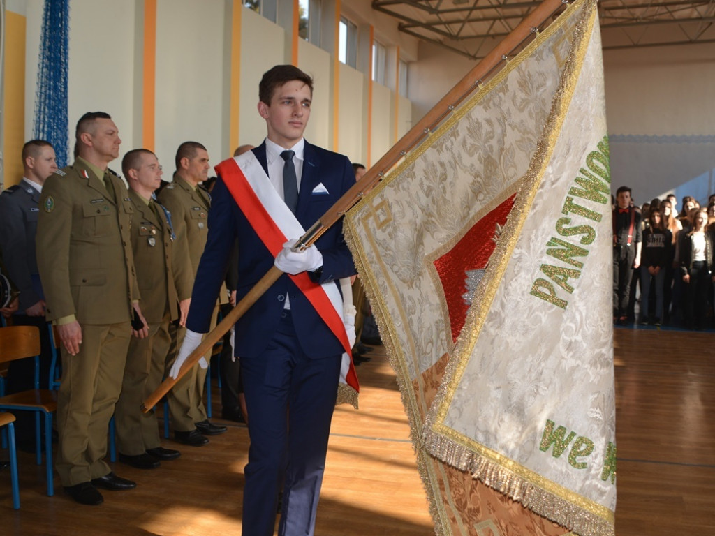 Umowa między ZSTiO a Szkołą Podoficerską Wojsk Lądowych podpisana w dzień patrona