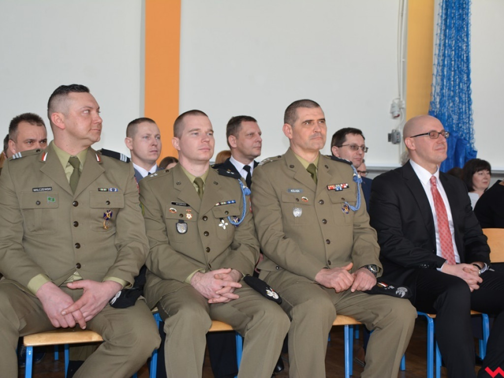 Umowa między ZSTiO a Szkołą Podoficerską Wojsk Lądowych podpisana w dzień patrona
