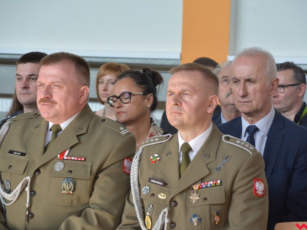 Umowa między ZSTiO a Szkołą Podoficerską Wojsk Lądowych podpisana w dzień patrona