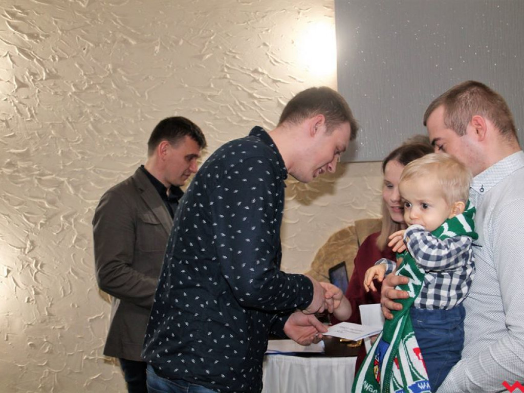 Halowe zmagania piłkarskie zakończone