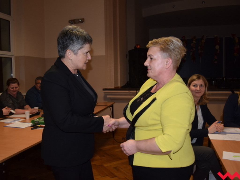 Supersprawozdanie, aplauz i... Agnieszka Frąckowiak nadal sołtysem Bieganowa!