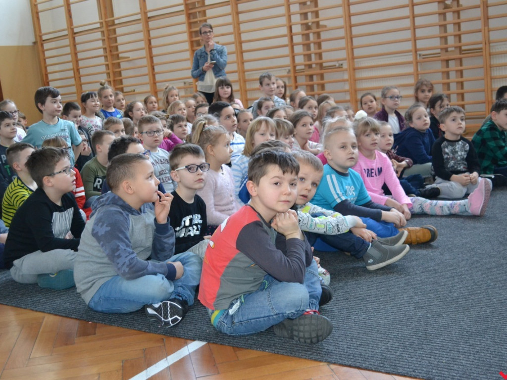 Nauka bezpiecznej jazdy z manekinem Janem