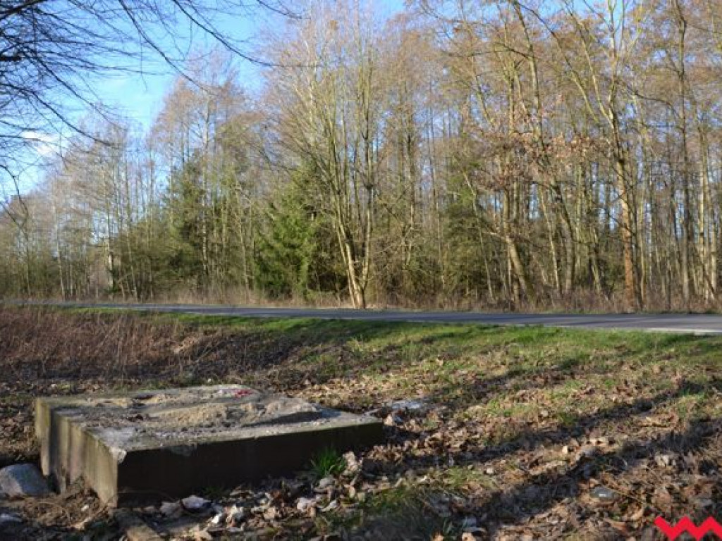 Po pół wieku rozebrano pomnik żołnierzy radzieckich w Sarnicach