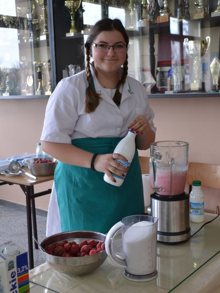 Kandydaci i kandydatki zapoznali się z ofertą edukacyjną Zespołu Szkół Technicznych i Ogólnokształcących