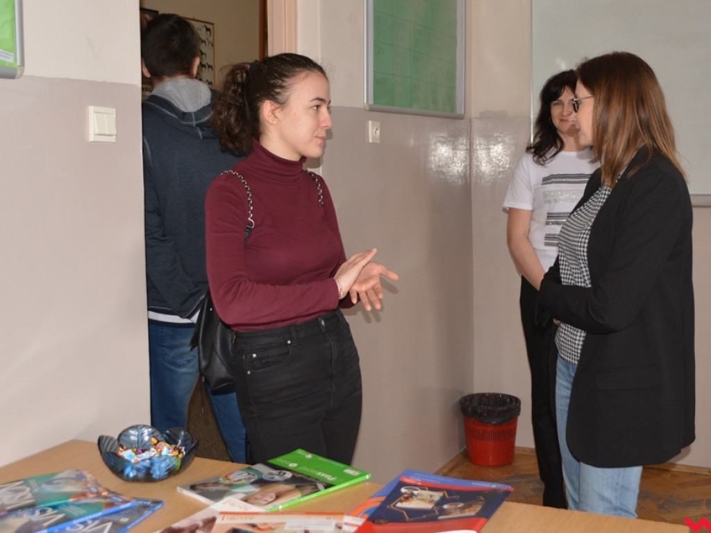 Kandydaci i kandydatki zapoznali się z ofertą edukacyjną Zespołu Szkół Technicznych i Ogólnokształcących