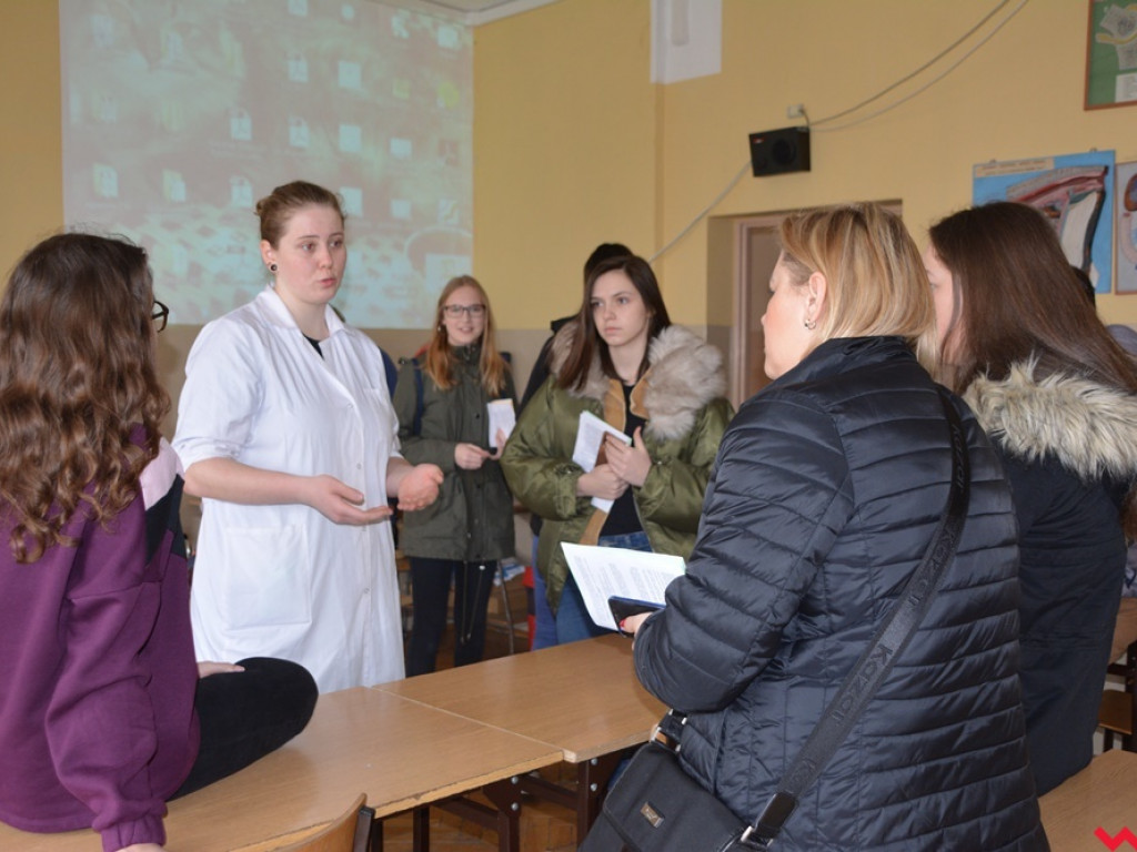 Kandydaci i kandydatki zapoznali się z ofertą edukacyjną Zespołu Szkół Technicznych i Ogólnokształcących