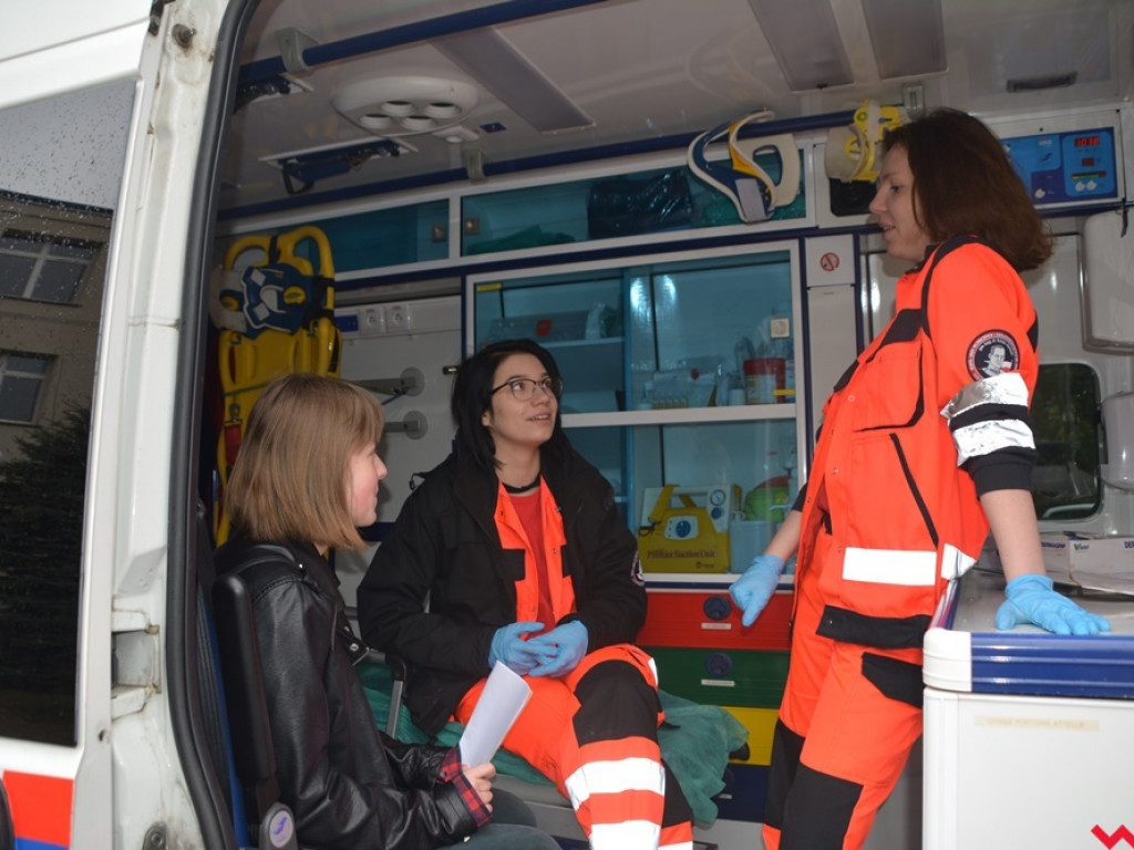 Kandydaci i kandydatki zapoznali się z ofertą edukacyjną Zespołu Szkół Technicznych i Ogólnokształcących