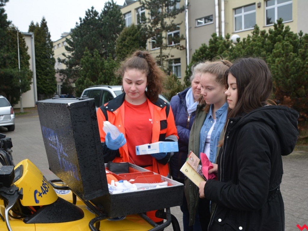 Kandydaci i kandydatki zapoznali się z ofertą edukacyjną Zespołu Szkół Technicznych i Ogólnokształcących