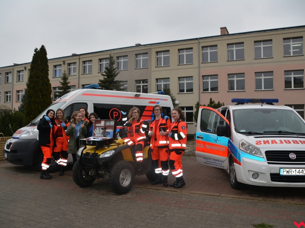 Kandydaci i kandydatki zapoznali się z ofertą edukacyjną Zespołu Szkół Technicznych i Ogólnokształcących