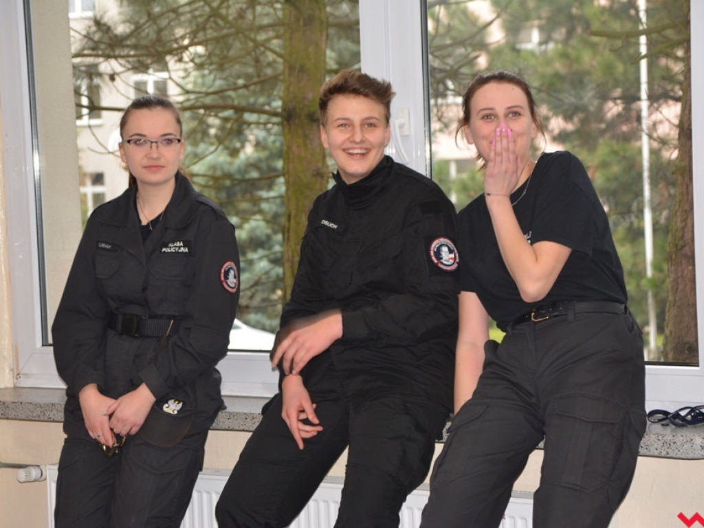 Kandydaci i kandydatki zapoznali się z ofertą edukacyjną Zespołu Szkół Technicznych i Ogólnokształcących