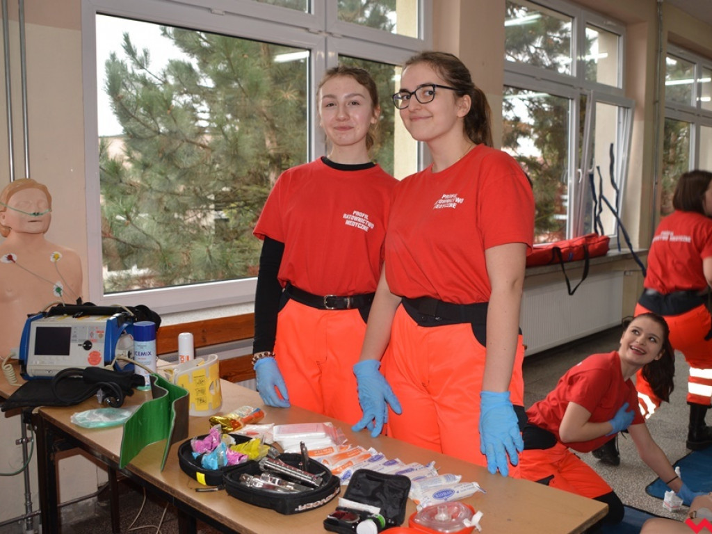 Kandydaci i kandydatki zapoznali się z ofertą edukacyjną Zespołu Szkół Technicznych i Ogólnokształcących