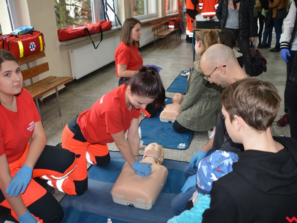 Kandydaci i kandydatki zapoznali się z ofertą edukacyjną Zespołu Szkół Technicznych i Ogólnokształcących