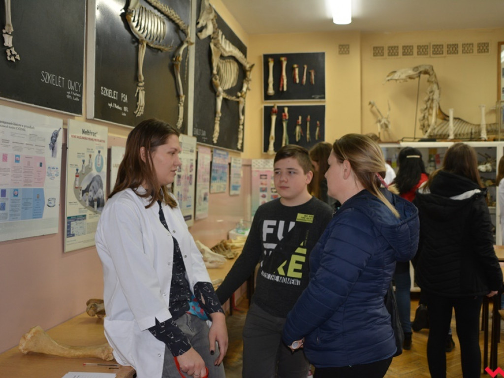 Kandydaci i kandydatki zapoznali się z ofertą edukacyjną Zespołu Szkół Technicznych i Ogólnokształcących