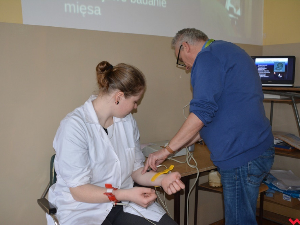 Kandydaci i kandydatki zapoznali się z ofertą edukacyjną Zespołu Szkół Technicznych i Ogólnokształcących