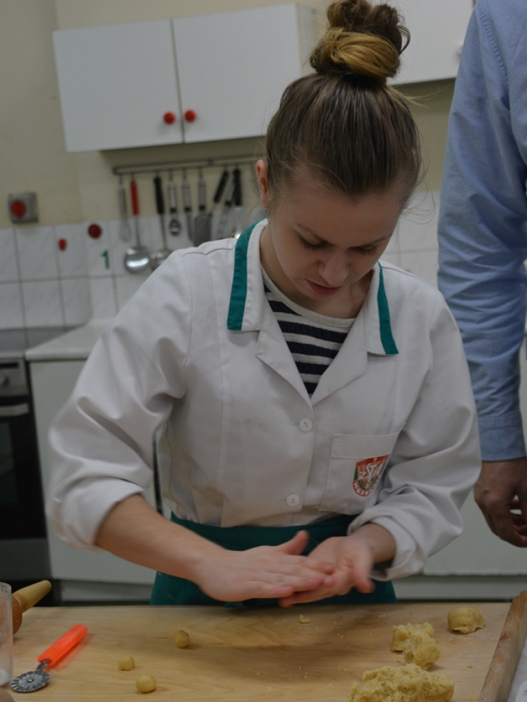 Kandydaci i kandydatki zapoznali się z ofertą edukacyjną Zespołu Szkół Technicznych i Ogólnokształcących