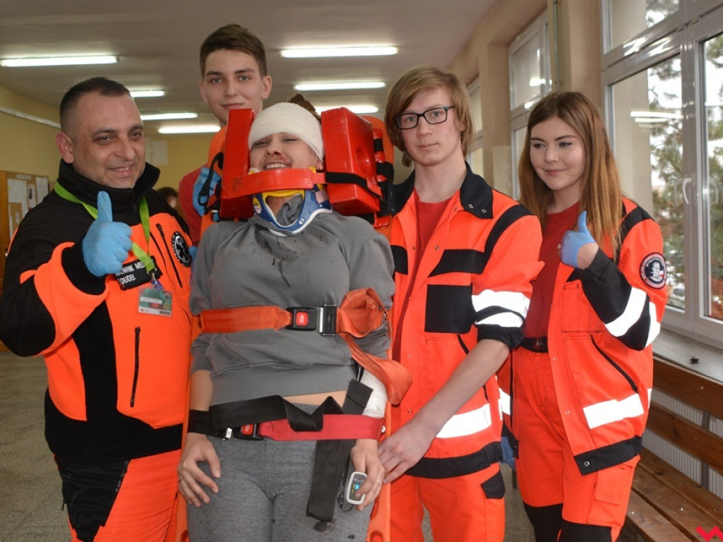 Kandydaci i kandydatki zapoznali się z ofertą edukacyjną Zespołu Szkół Technicznych i Ogólnokształcących