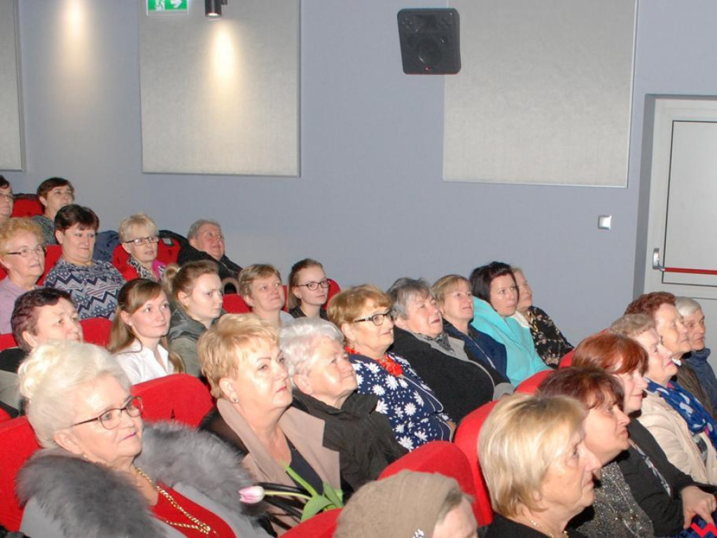 Kabaretowy Dzień Kobiet w Pyzdrach