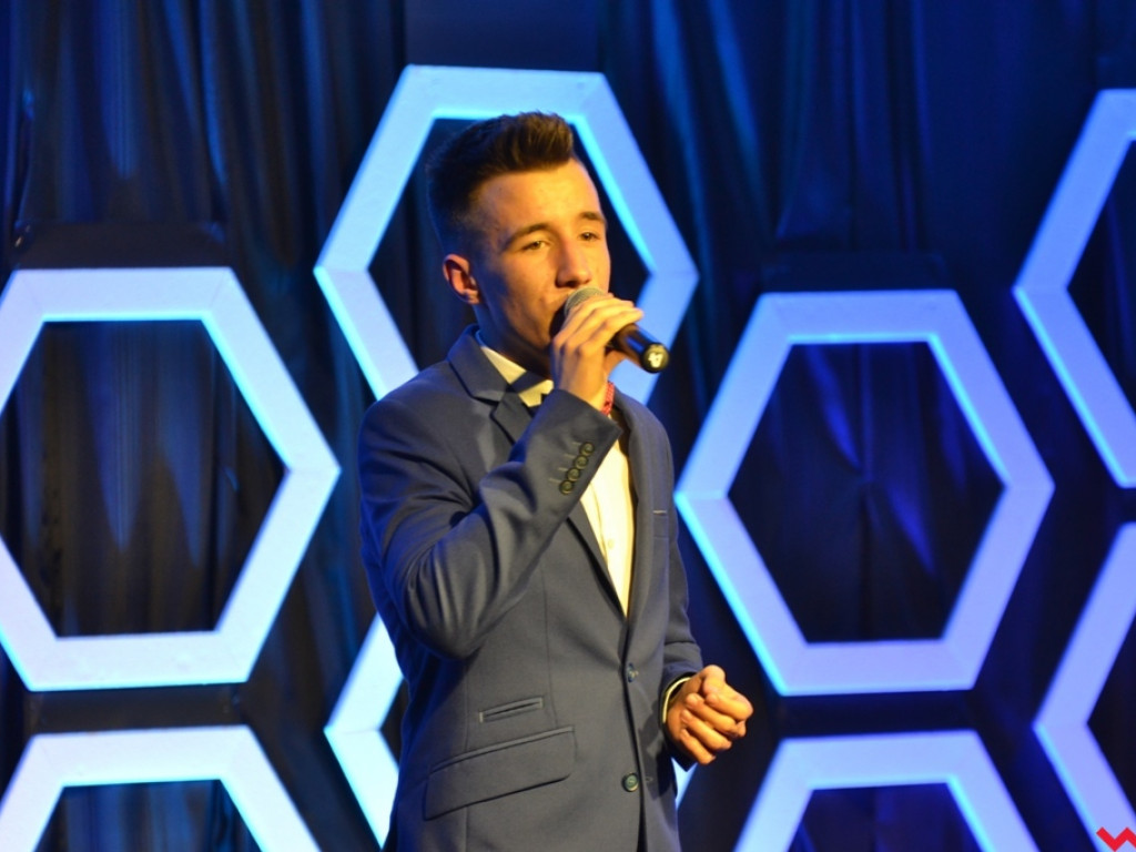 Koncert marzeń dla Mikołaja. Młodzież po raz kolejny pokazała jak pomagać