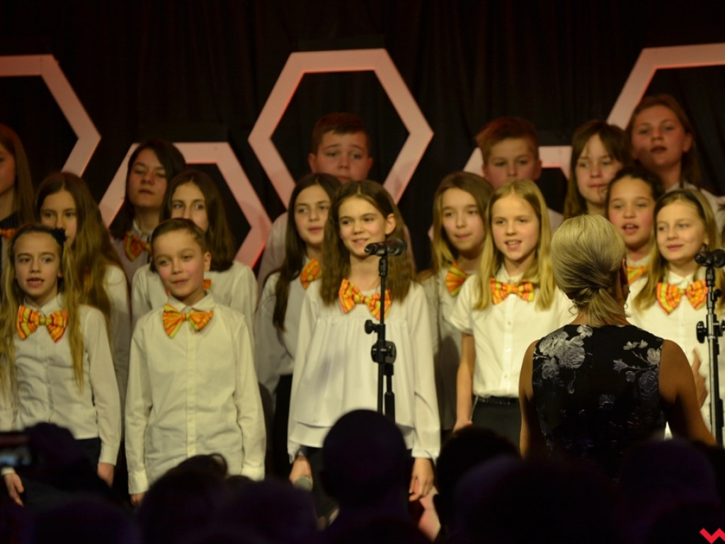 Koncert marzeń dla Mikołaja. Młodzież po raz kolejny pokazała jak pomagać