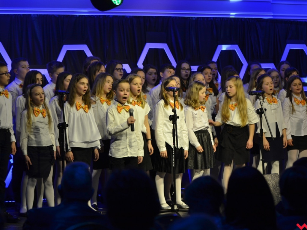 Koncert marzeń dla Mikołaja. Młodzież po raz kolejny pokazała jak pomagać