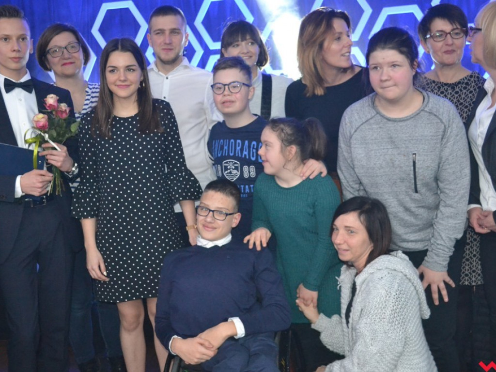Koncert marzeń dla Mikołaja. Młodzież po raz kolejny pokazała jak pomagać