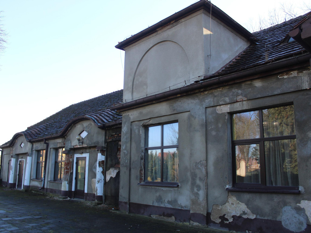 Wyruszamy na szlak (7) - opowieść o historii i najbliższej przyszłości nekielskiego pałacu