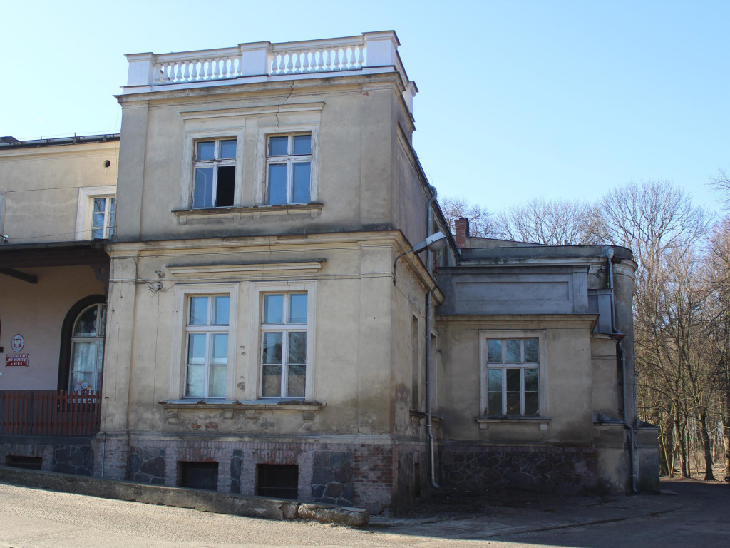 Wyruszamy na szlak (7) - opowieść o historii i najbliższej przyszłości nekielskiego pałacu