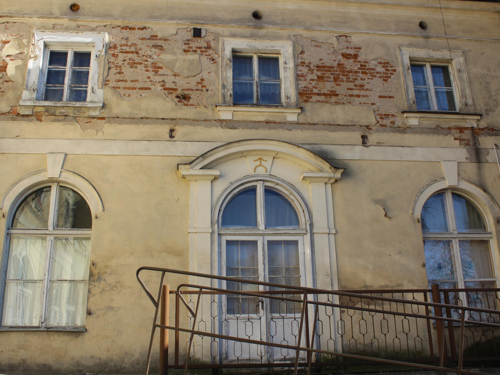 Wyruszamy na szlak (7) - opowieść o historii i najbliższej przyszłości nekielskiego pałacu