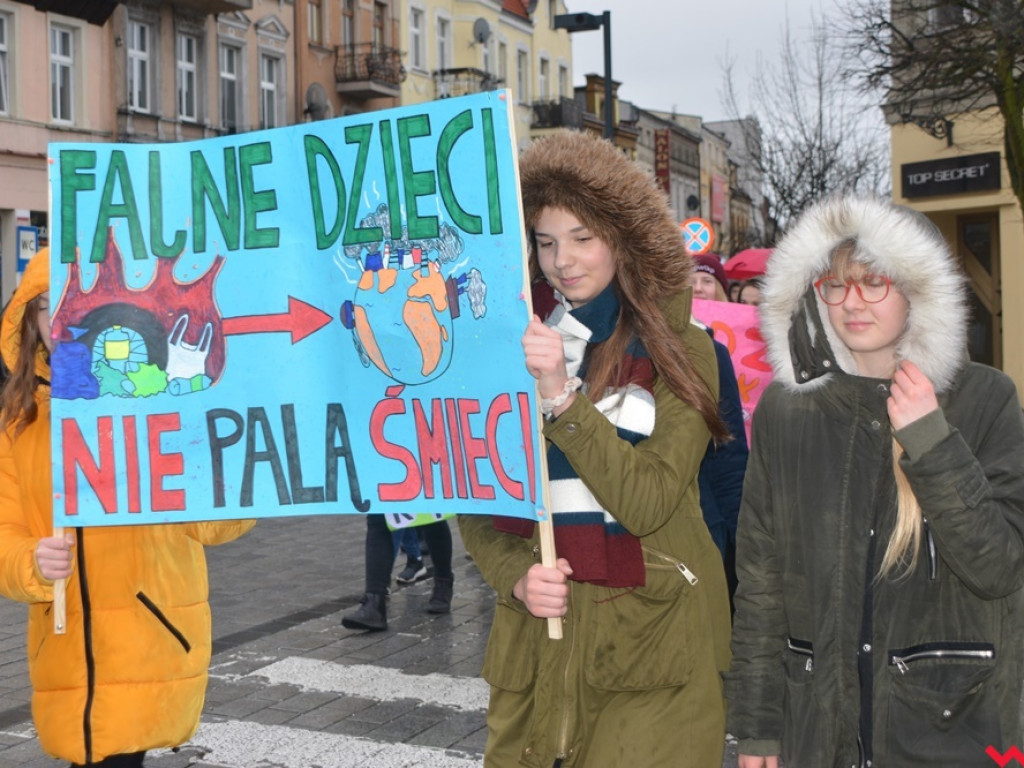 To były wagary w obronie własnej przyszłości. Młodzieżowy Strajk Klimatyczny na naszych ulicach