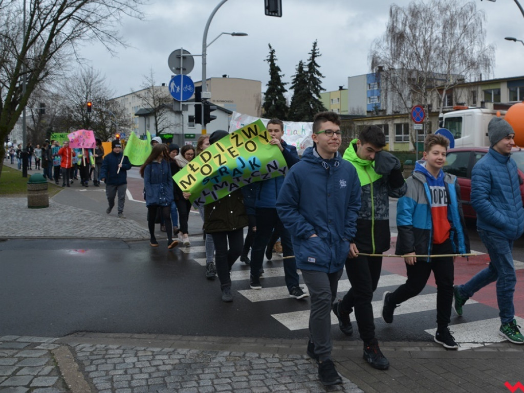 To były wagary w obronie własnej przyszłości. Młodzieżowy Strajk Klimatyczny na naszych ulicach