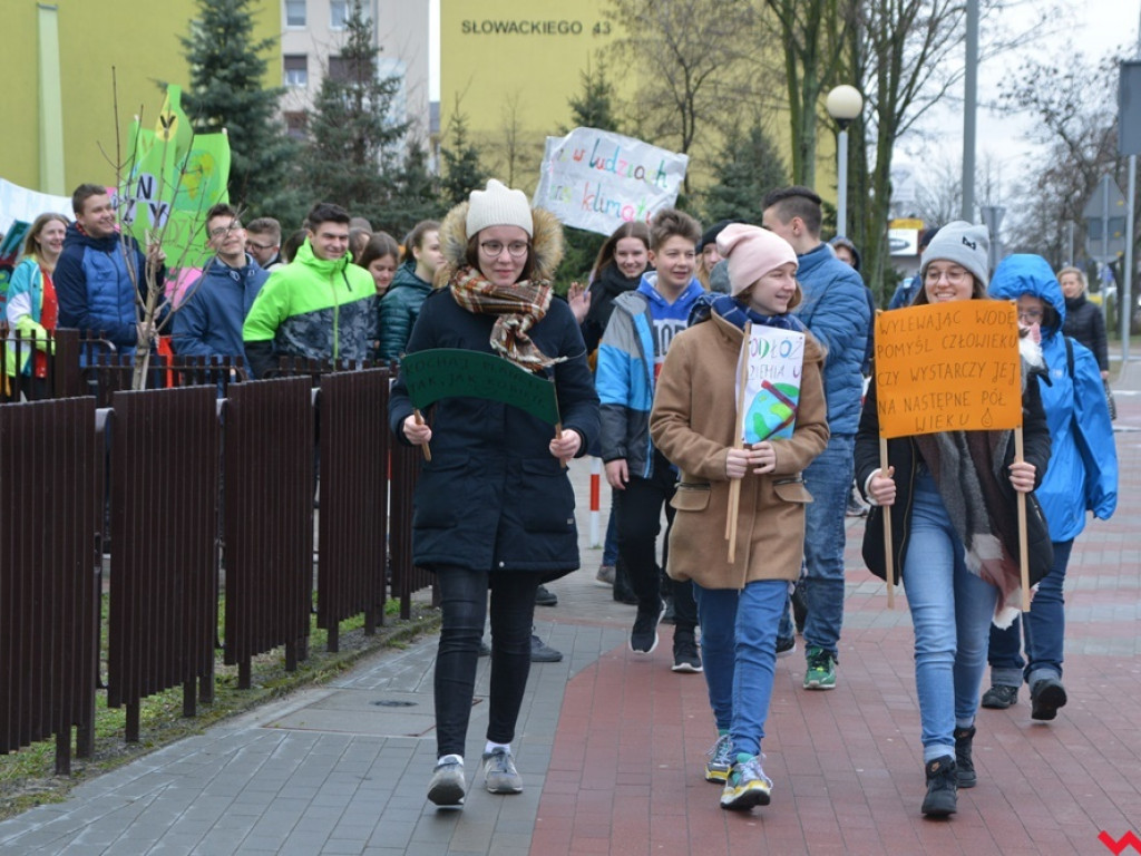 To były wagary w obronie własnej przyszłości. Młodzieżowy Strajk Klimatyczny na naszych ulicach