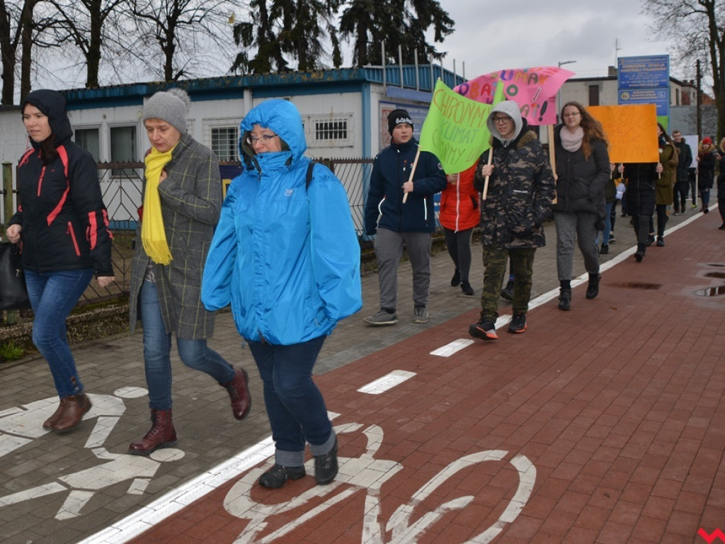To były wagary w obronie własnej przyszłości. Młodzieżowy Strajk Klimatyczny na naszych ulicach