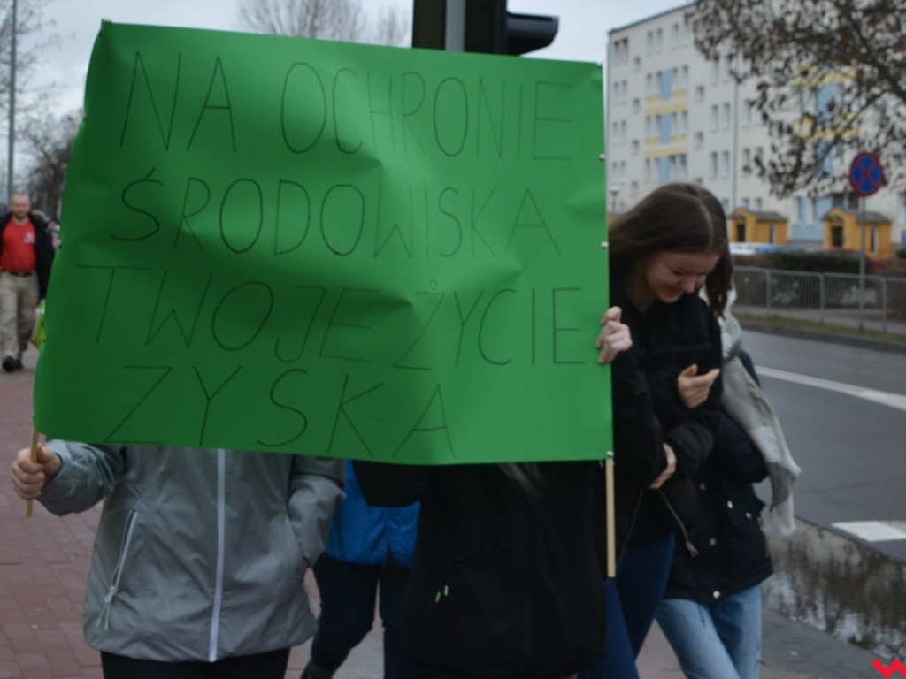 To były wagary w obronie własnej przyszłości. Młodzieżowy Strajk Klimatyczny na naszych ulicach