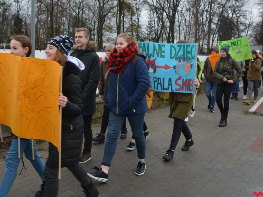 To były wagary w obronie własnej przyszłości. Młodzieżowy Strajk Klimatyczny na naszych ulicach