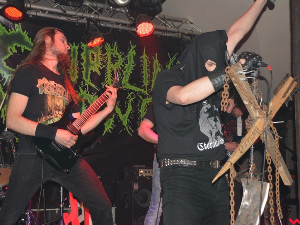 Wrześnianie wciąż pragną metalu. Piekielne brzmienia na scenie AQQ