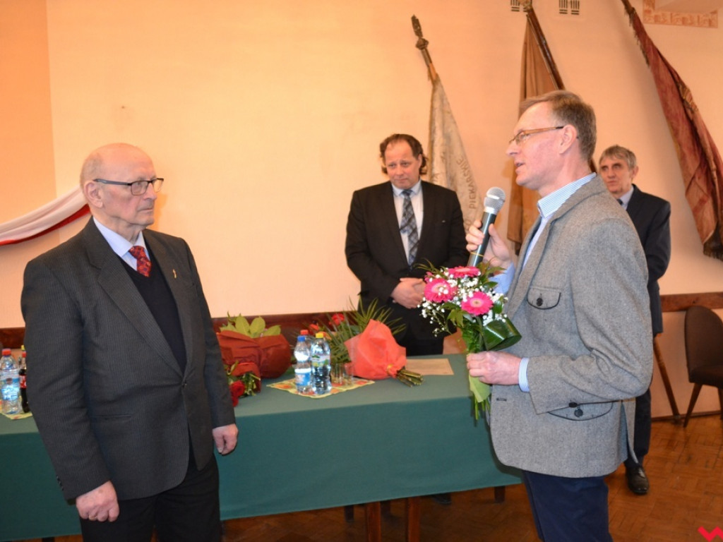 Kazimierz Podlewski odebrał platynowy medal, a Marian Gawron podziękował za współpracę