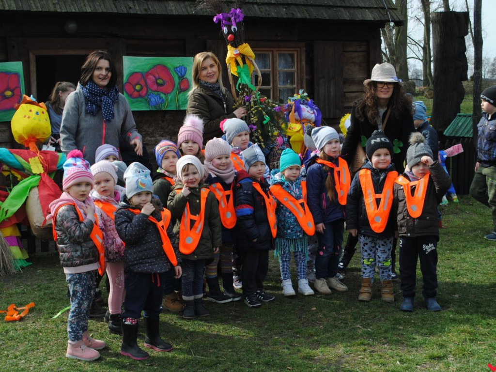 Dzieci z całej Wielkopolski powitały wiosnę w Grzybowie