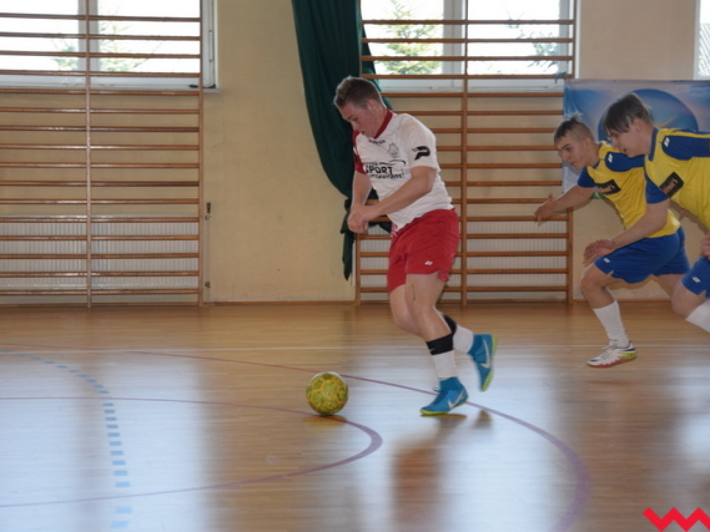 Horyzont Kołaczkowo wygrywa turniej piłkarski Łukasza Fabiańskiego