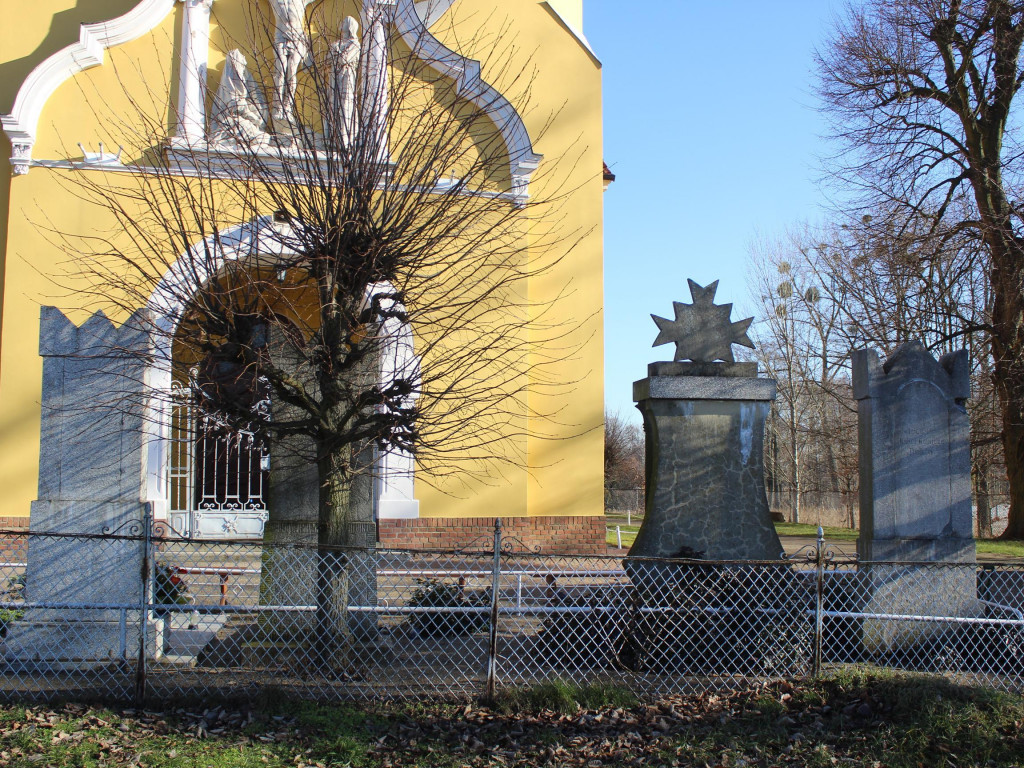 Wyruszamy na szlak (8) - nietypowa bryła, czyli kościół św. Andrzeja Apostoła w Nekli