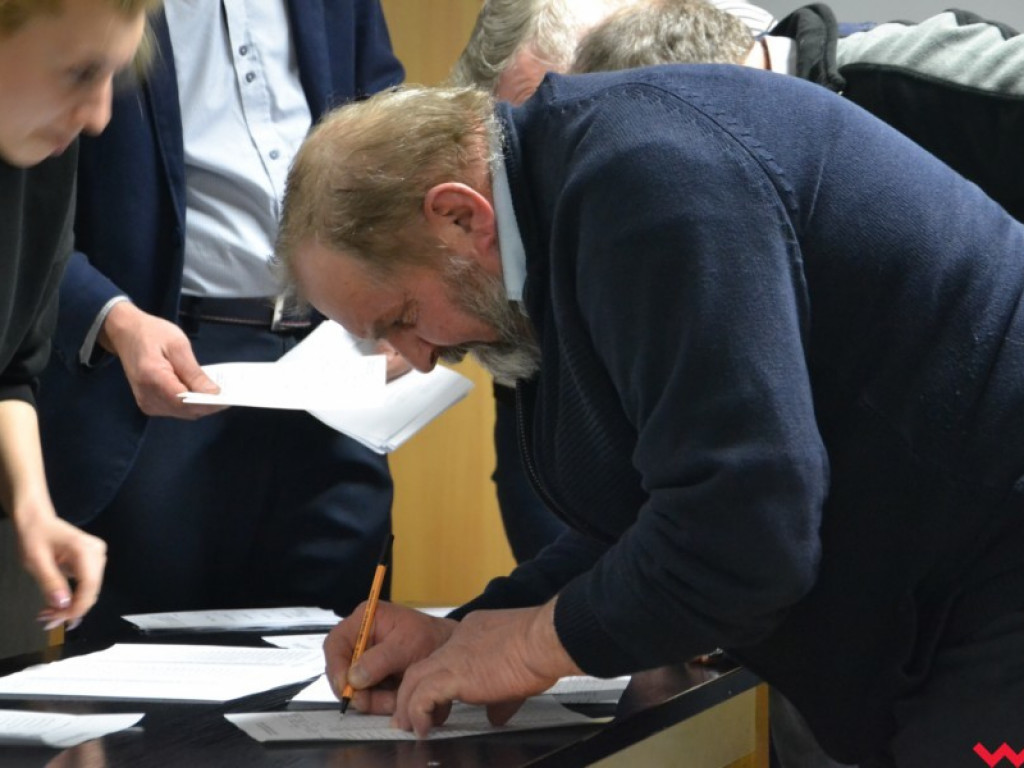 Zmieniła zdanie i została wybrana na ponowną kadencję