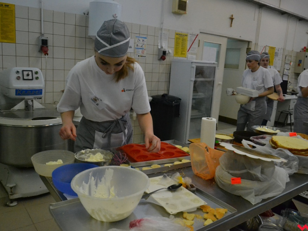 Torty i ciasteczka uczennic z Wrześni przebojem ogólnopolskiego turnieju