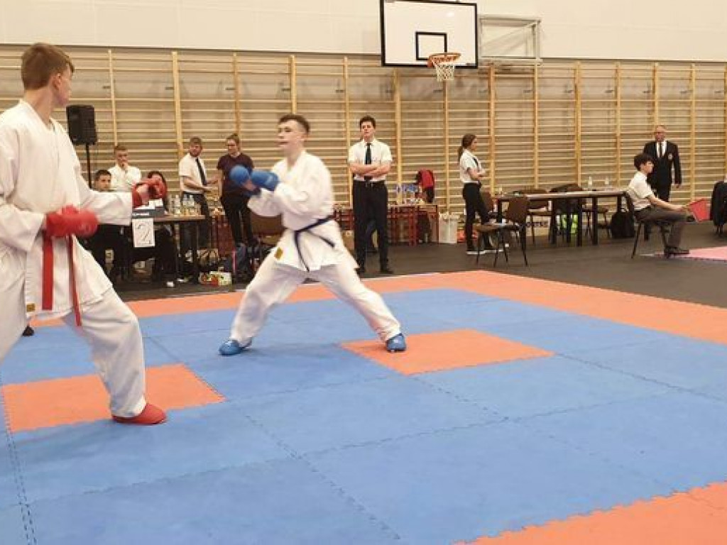 Kolejne miejsca na podium zawodników Wrzesińskiego Klubu Karate. Tym razem podczas turnieju w Mosinie