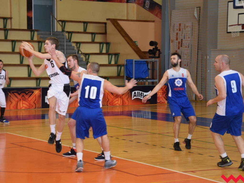 Pretendenci do mistrzostwa nie dali żadnych szans rywalom. Kolejka WRLK bez niespodzianek [Aktualizacja]