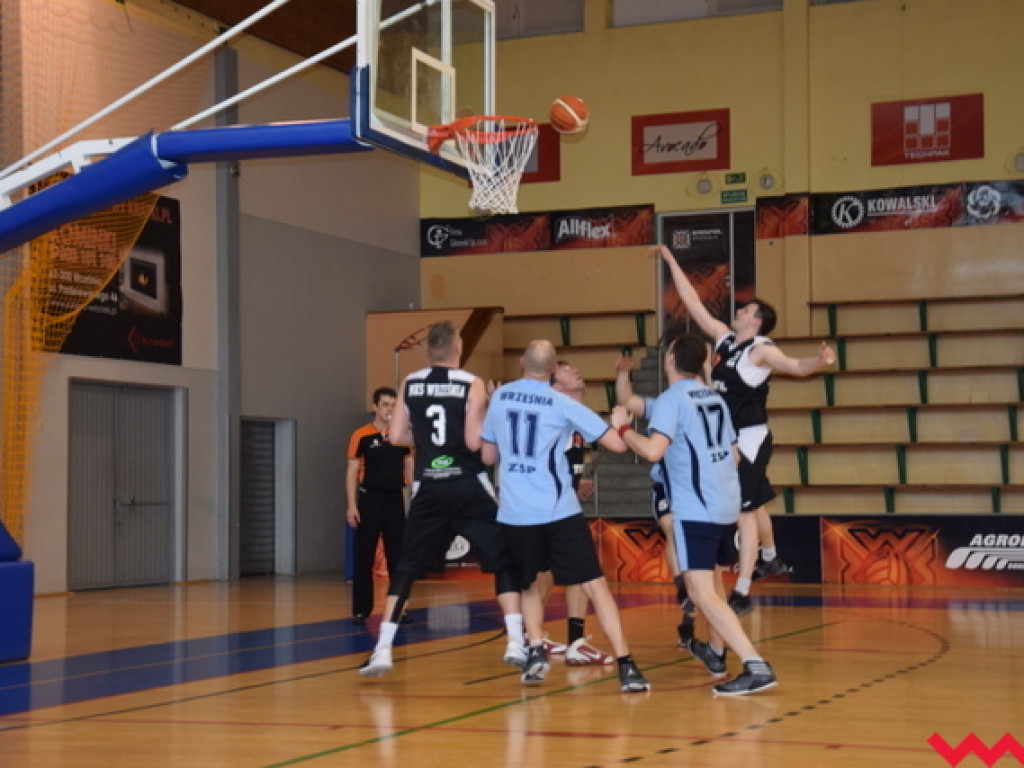 Pretendenci do mistrzostwa nie dali żadnych szans rywalom. Kolejka WRLK bez niespodzianek [Aktualizacja]