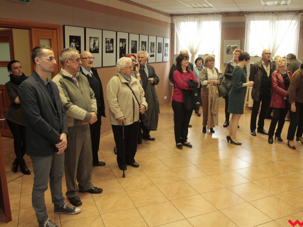 Migawki z przeszłości, czyli magia starej fotografii w Miłosławiu.