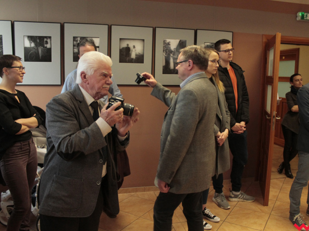 Migawki z przeszłości, czyli magia starej fotografii w Miłosławiu.