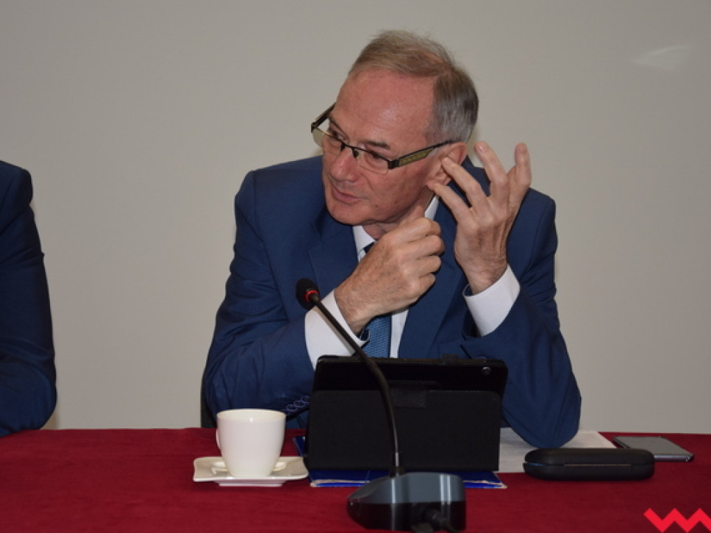 Powiat podaje kolejną kroplówkę szpitalowi. Rokowania nie są optymistyczne