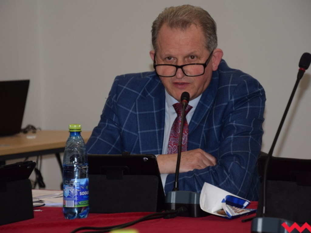 Powiat podaje kolejną kroplówkę szpitalowi. Rokowania nie są optymistyczne