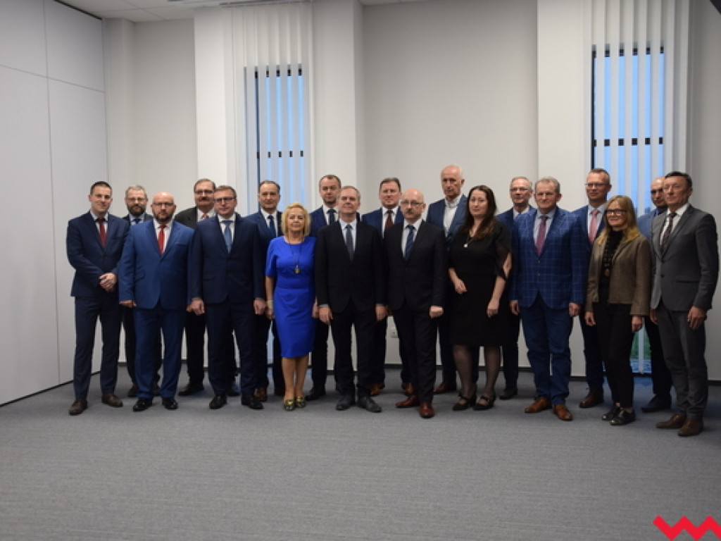 Powiat podaje kolejną kroplówkę szpitalowi. Rokowania nie są optymistyczne